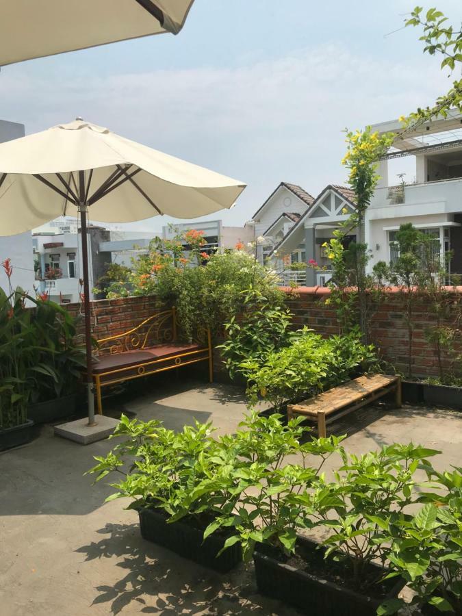 ホテル Ngoi House ダナン市 エクステリア 写真